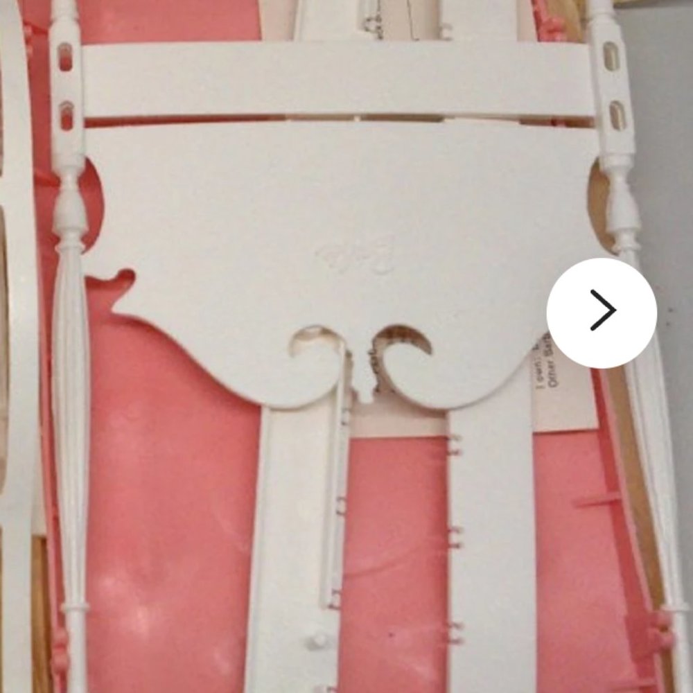 Vintage collectible midge Barbie bed set - Picture 4 of 5